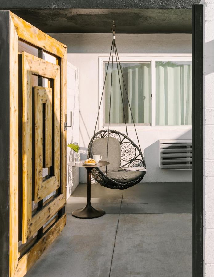 The V Powered By Sonder Hotel Palm Springs Luaran gambar